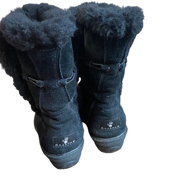 BearPaw Suede and Sheepskin Mid Calf Winter Boots Size 7 - Picture 5 of 13